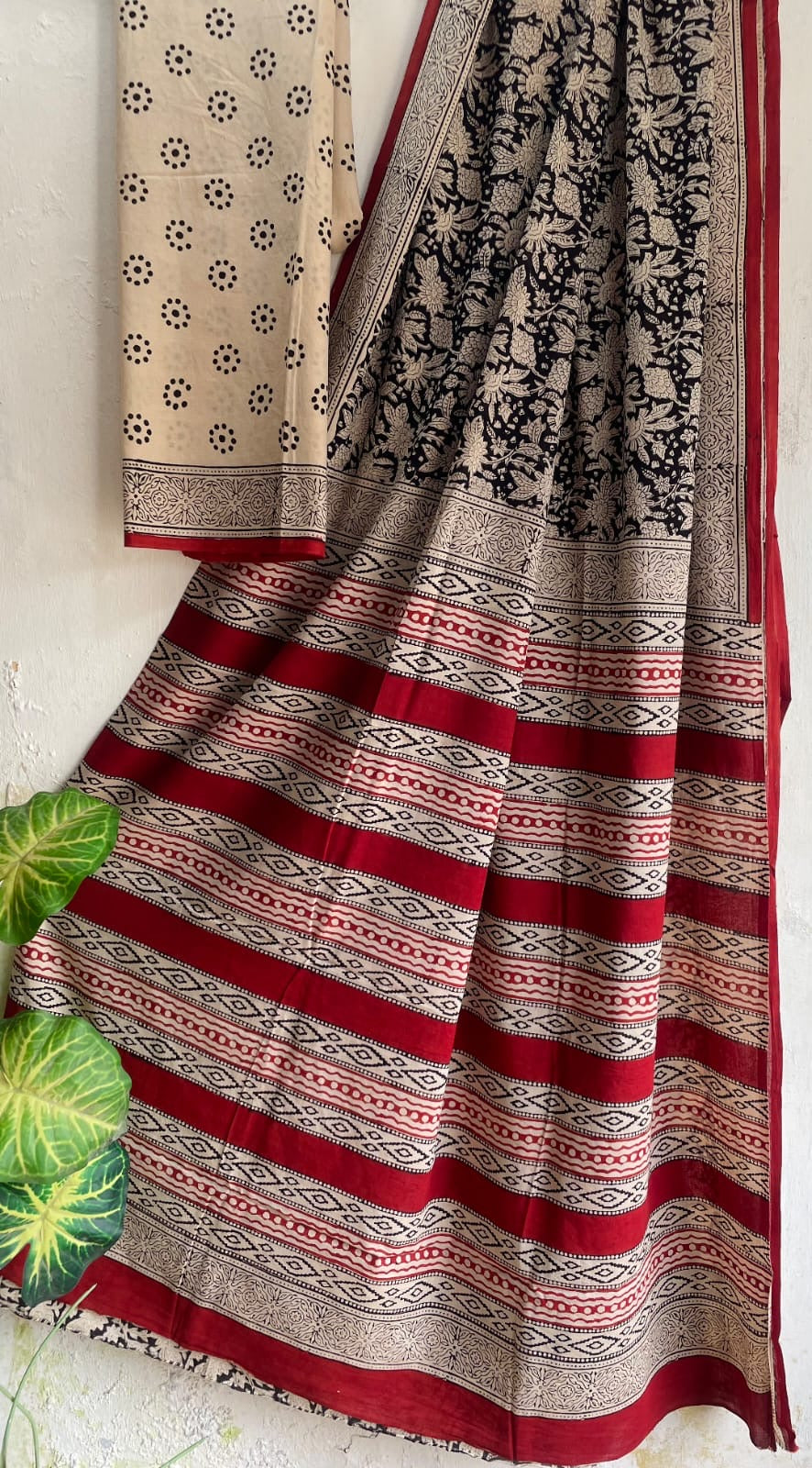 Mul Cotton Hand Block Printed Saree With Blouse Piece - BFSCMA2