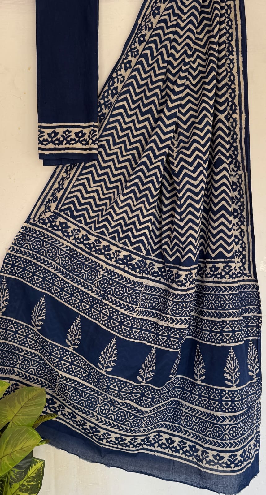 Mul Cotton Hand Block Printed Saree With Blouse Piece - BFSCMA3