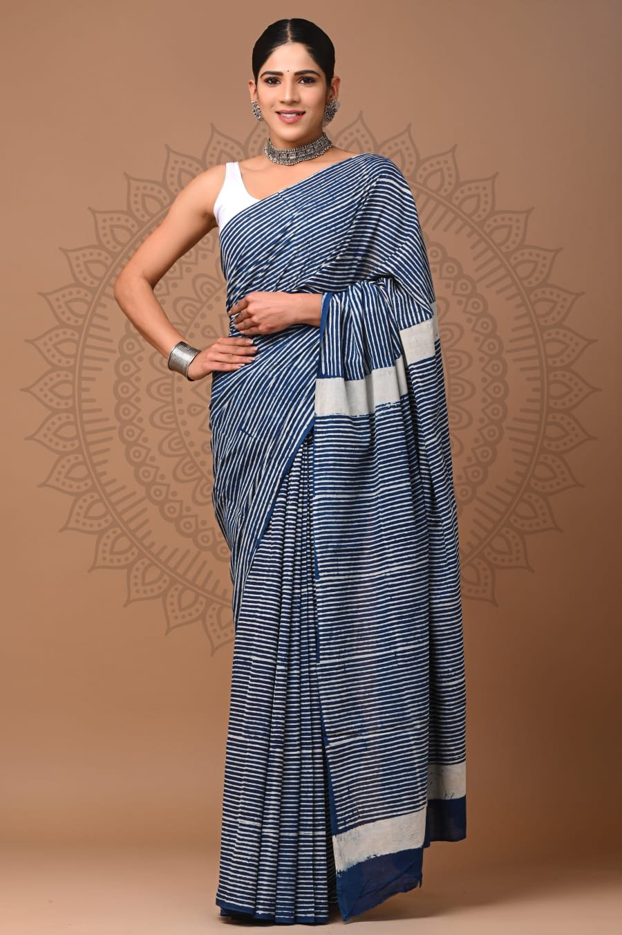 Mul Cotton Hand Block Printed Saree With Blouse Piece