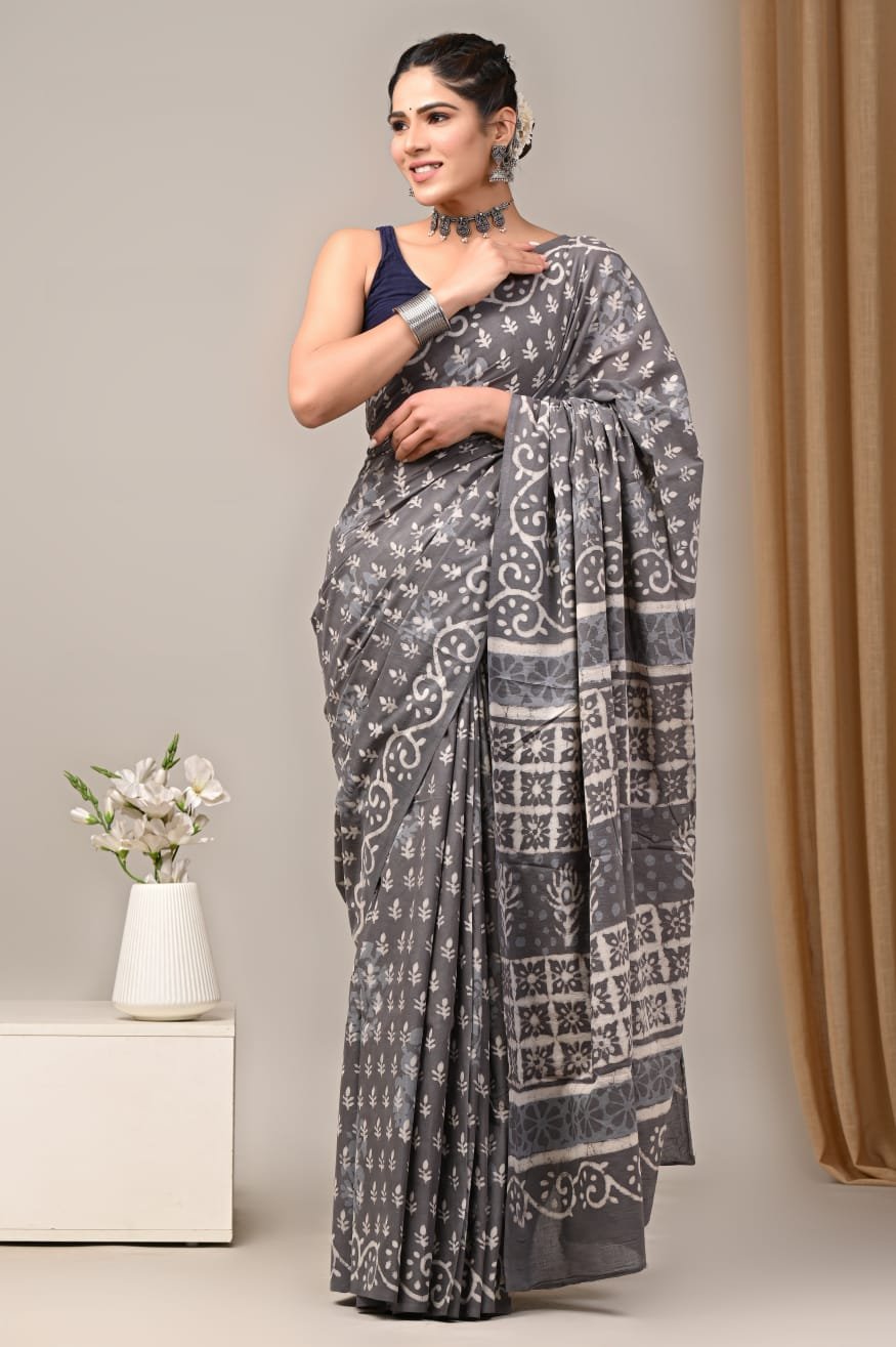 Mul Cotton Hand Block Printed Saree With Blouse Piece