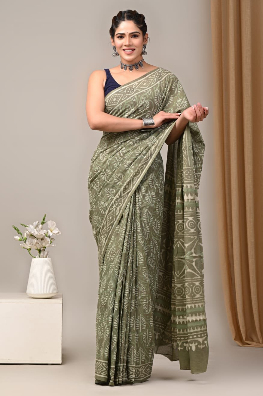 Mul Cotton Hand Block Printed Saree With Blouse Piece
