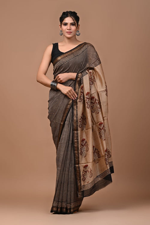 Black & Beige Floral Motif Bagru Hand Block Printed Maheshwari Silk Saree With Blouse Piece