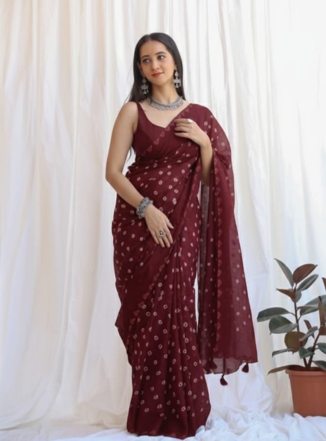 Maroon Mul Cotton saree with white floral motifs, Bagru hand block print