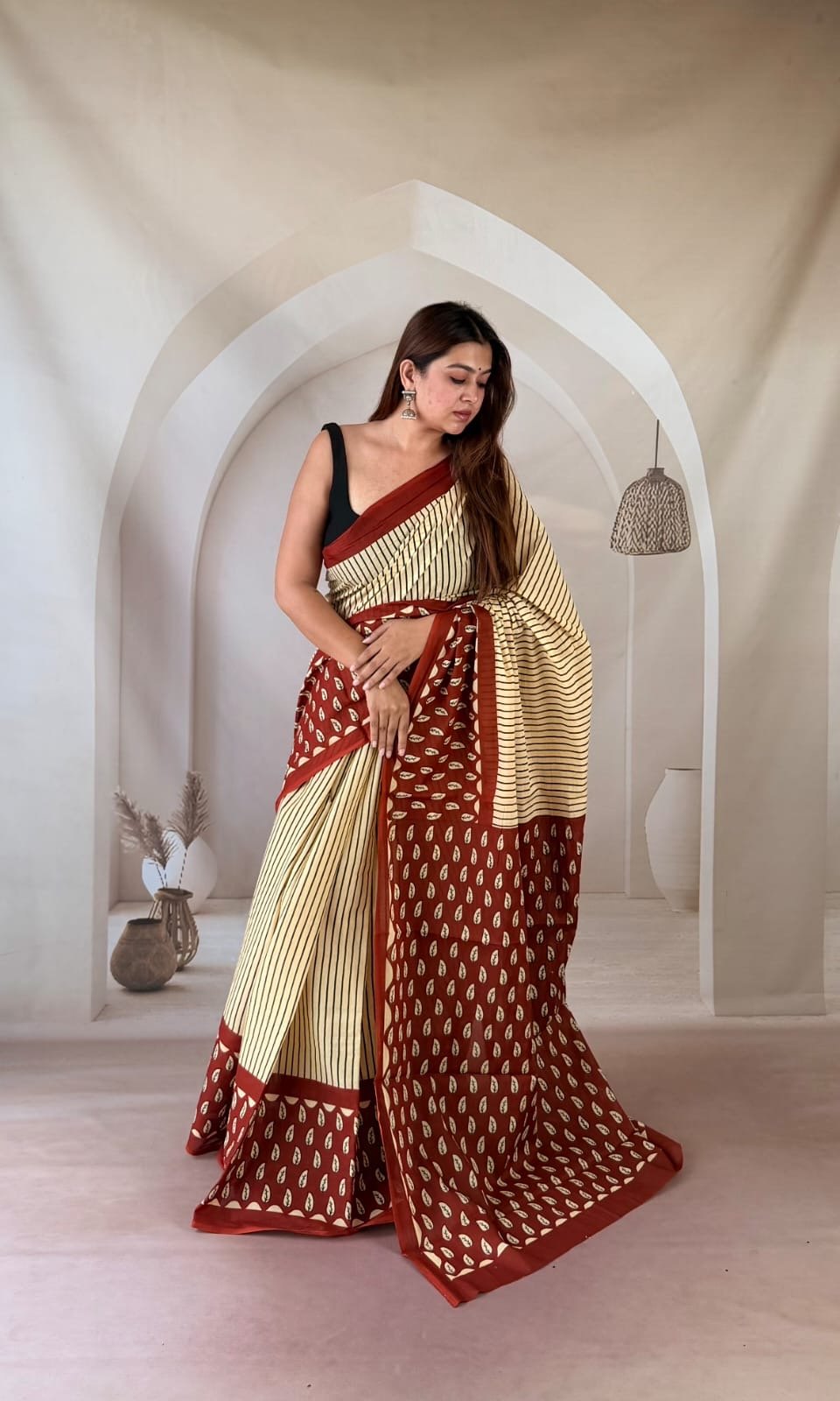 Maroon Bagru saree with stripes and buta motifs in natural dyes