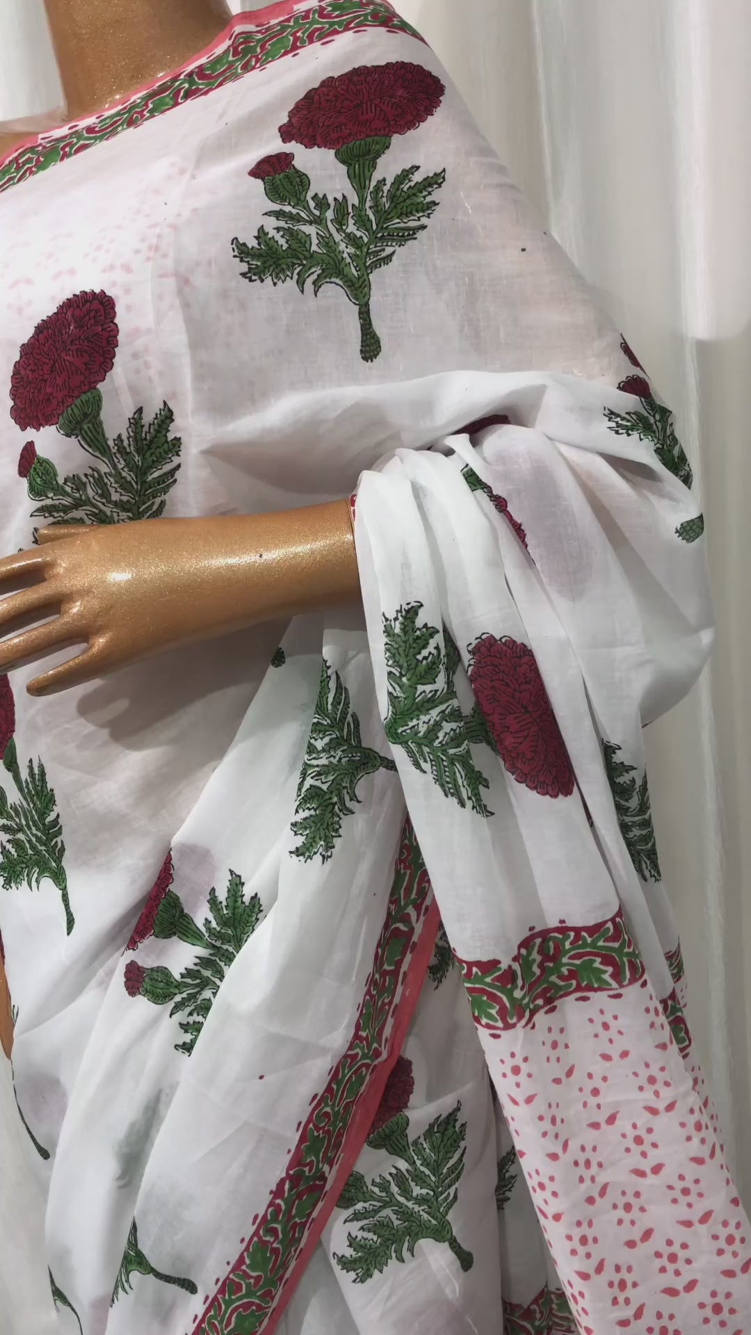 Sanganeri Cotton Hand Block Printed Saree With Blouse Piece - BFSTP2